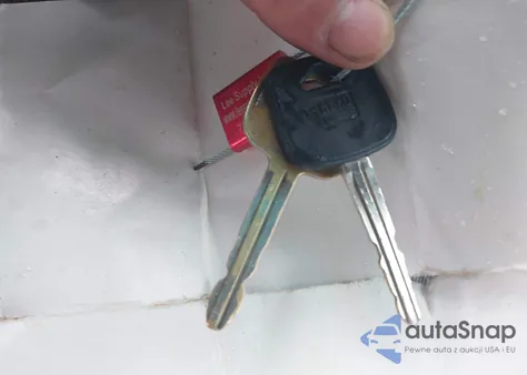 2002 Toyota Tundra Sr5 из США, поврежденный, VIN 5TBRN34132S222649